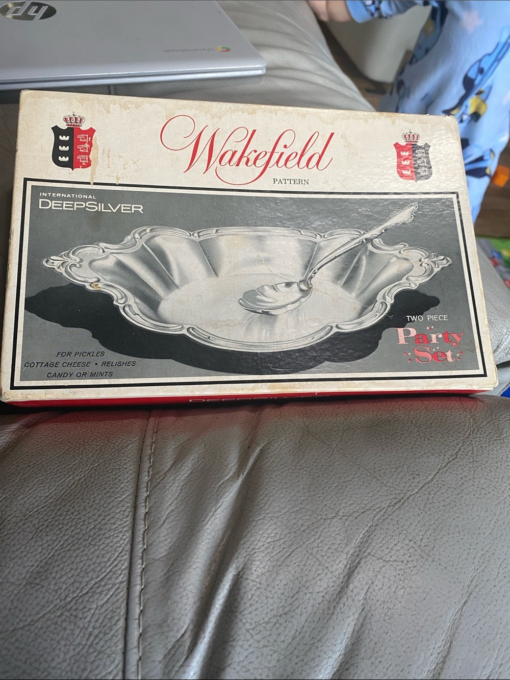 International DeepSilver Two-Piece Serving Set in Silver